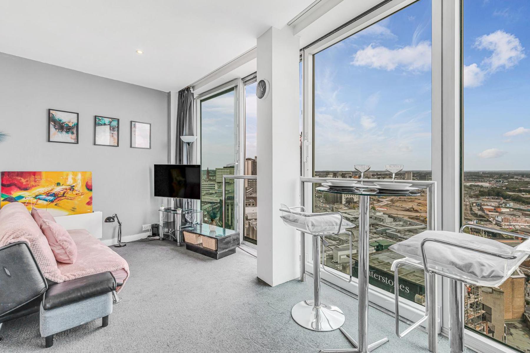 Heart Of City, Centre Point Luxury Appartamento